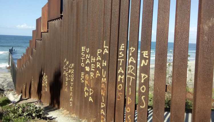 Border fence between the USA and Mexico.