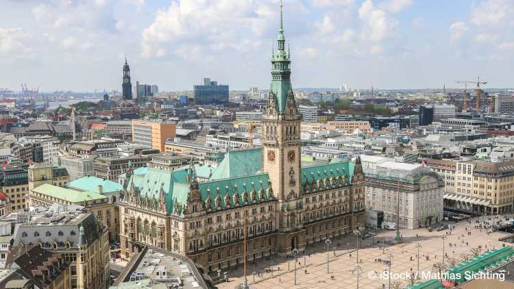 Leibniz trifft Hamburgische Bürgerschaft: GIGA-Forschende im Gespräch mit Abgeordneten
