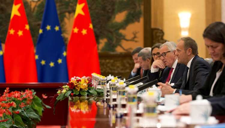 Tusk, Juncker, and Li at the 2018 China-EU meeting.